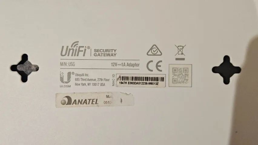 Access Point Wi-Fi Ubiquiti UniFi UAP-AC-PRO com PoE - Foto 4
