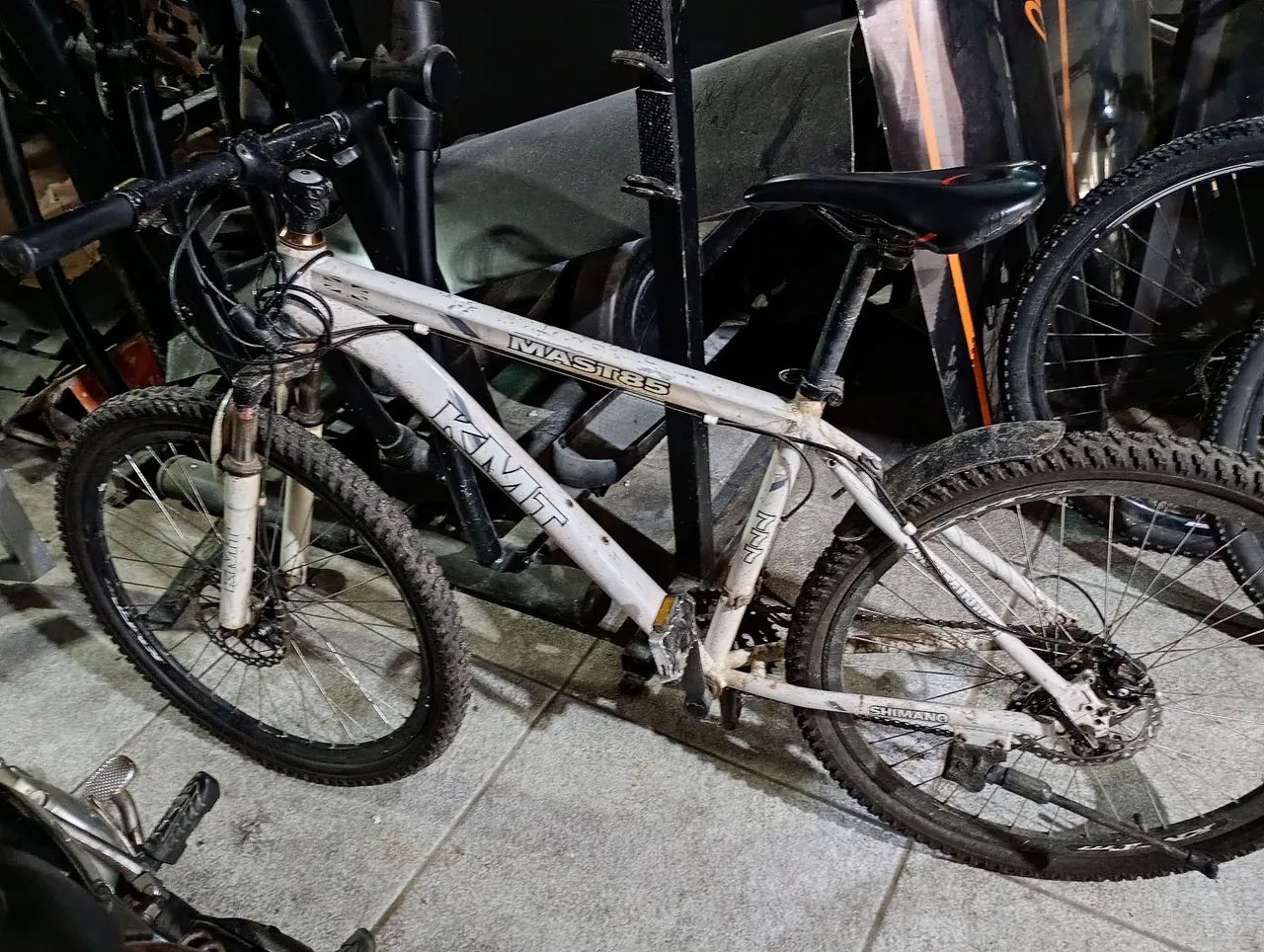 Bicicleta aro 26 kmt master85 - Foto 2