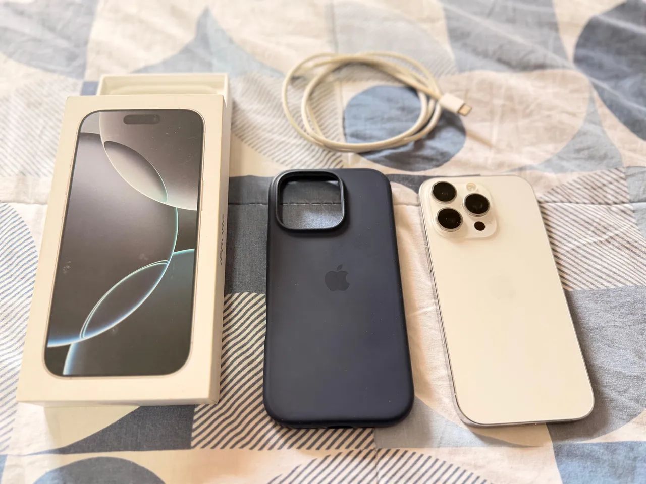 IPhone 16 Pro 256Gb - Foto 2
