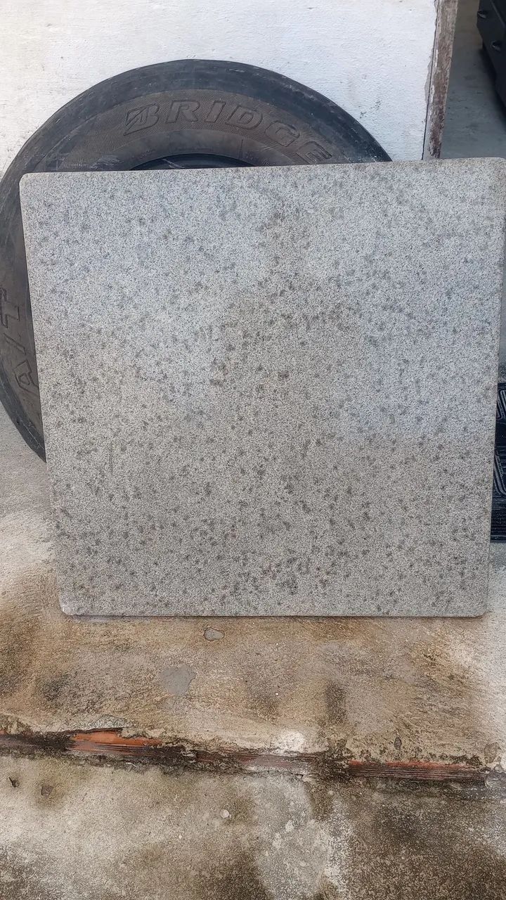 Pedra de granito 497267539947694081