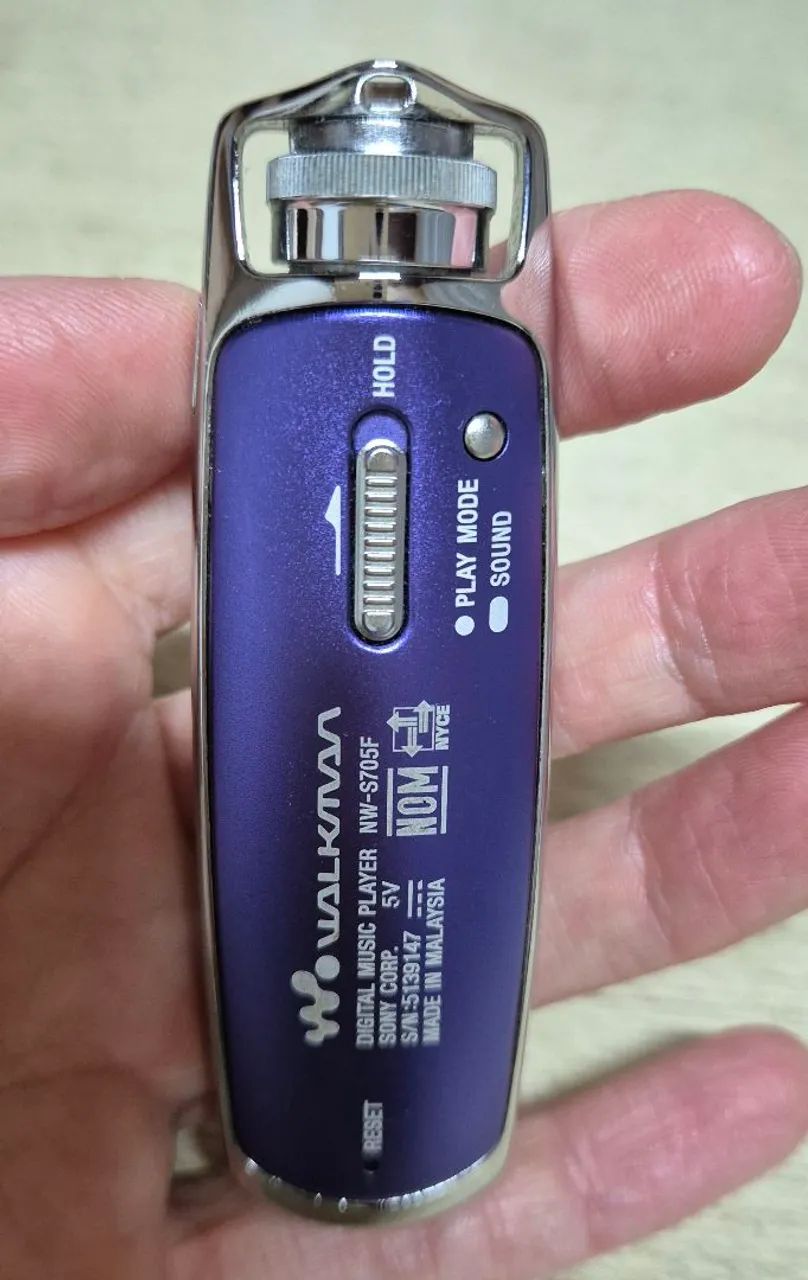 SONY WALKMAN NW-S705F 本体 Sony Walkman NW-S705F 2GB Original - Vintage - Funcionando