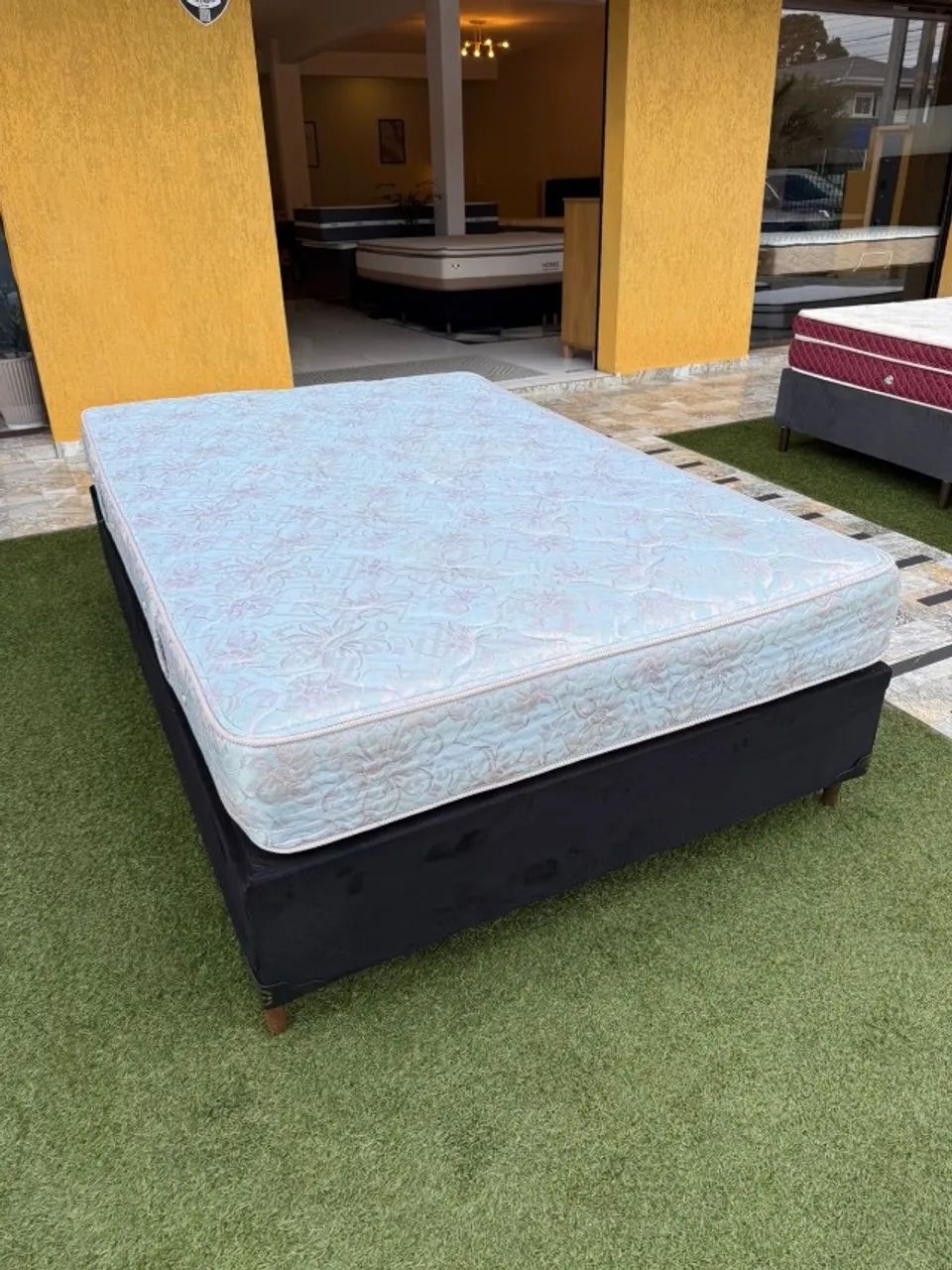 Cama de casal PROBEL USADA - Entrego! 