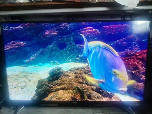 Smart tv Samsumg 49 tizen completa  com micro linha  - Foto 4