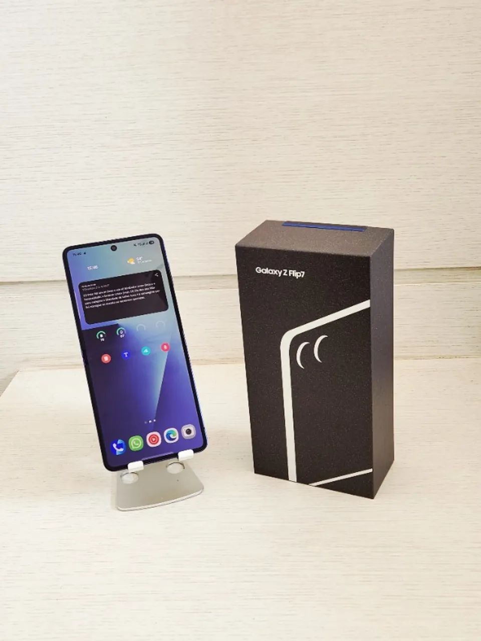 Galaxy Z Flip 7 512GB Azul - Impecável e Completo - Foto 2