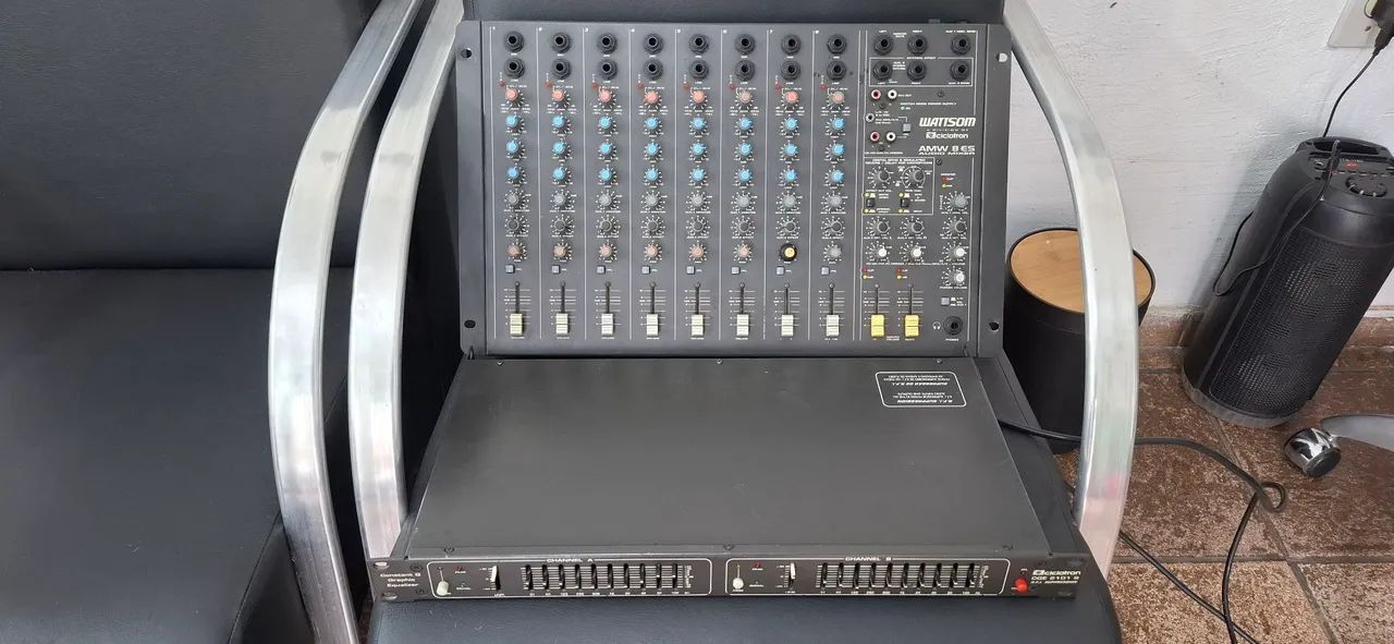 Mesa e equalizador ciclotron