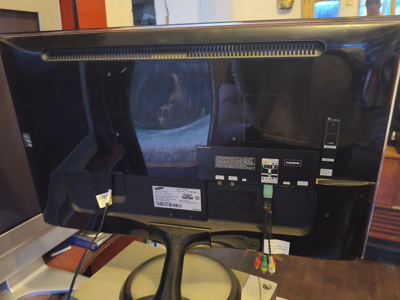 Tv Samsung 27" polegadas FULL HD - com controle - Foto 3