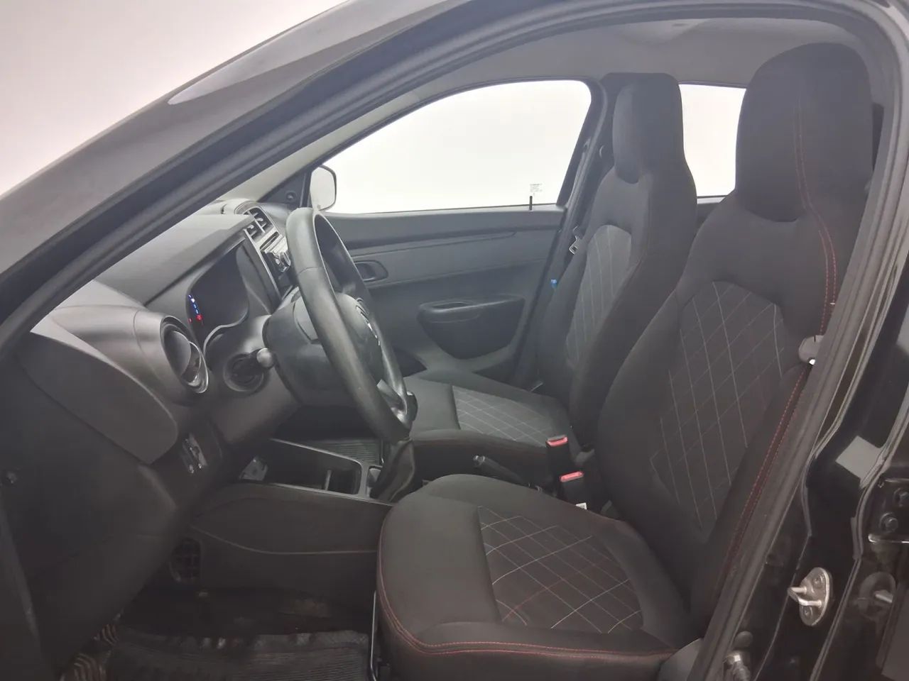 Renault Kwid 1.0 Zen, foto 16 de 18