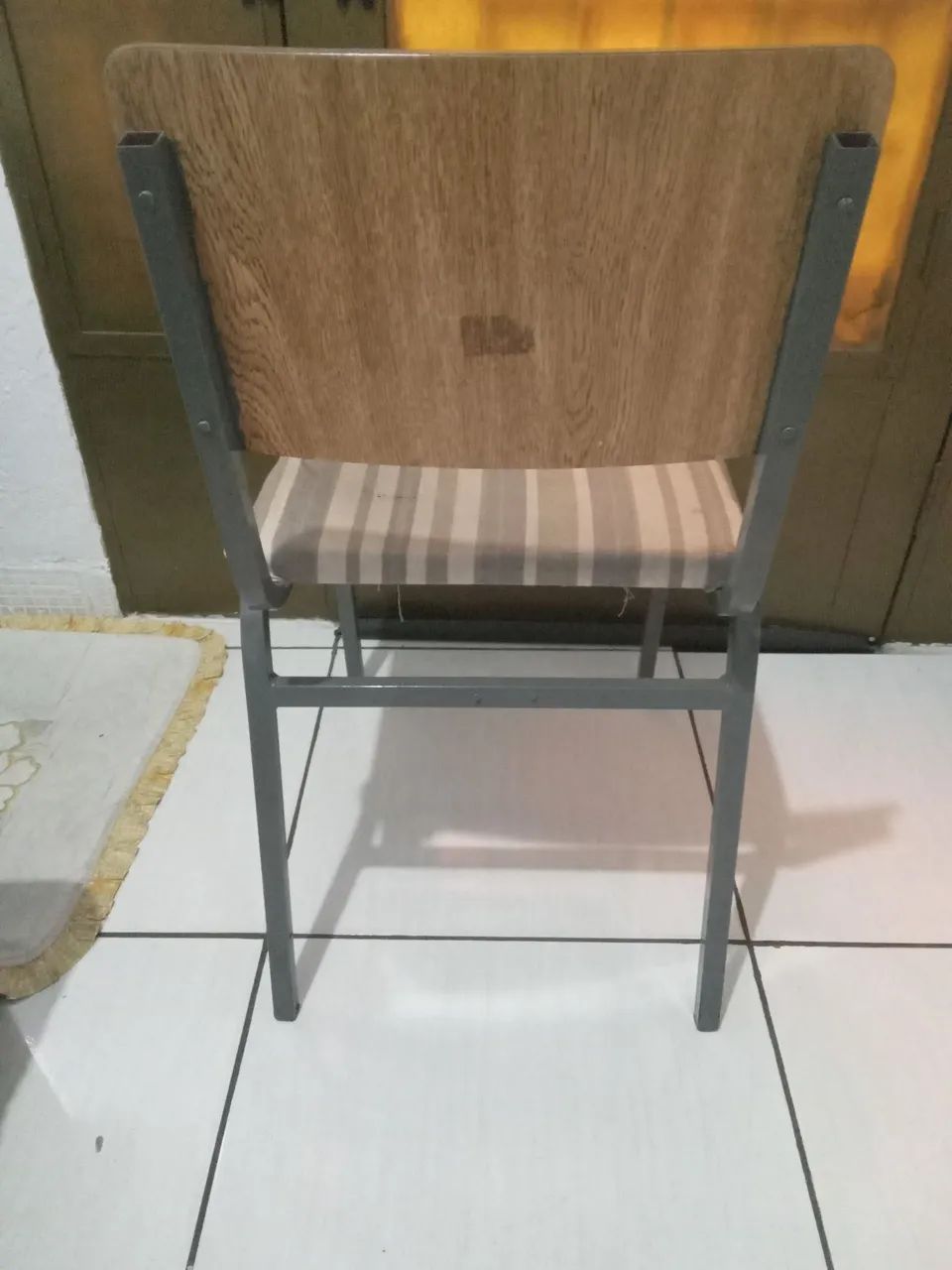 Vendo cadeiras fortes. - Foto 2