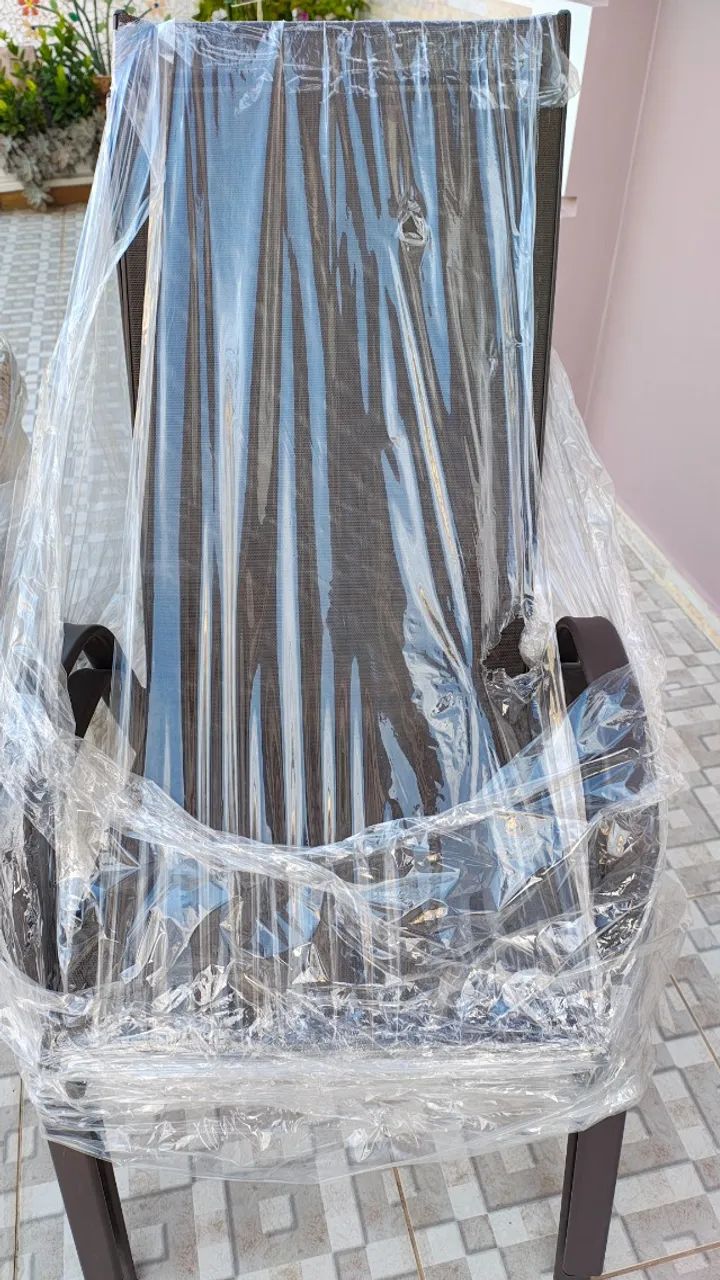 MESA, CADEIRAS E OMBRELONE PARA PÁTIO, PISCINA E SACADAS