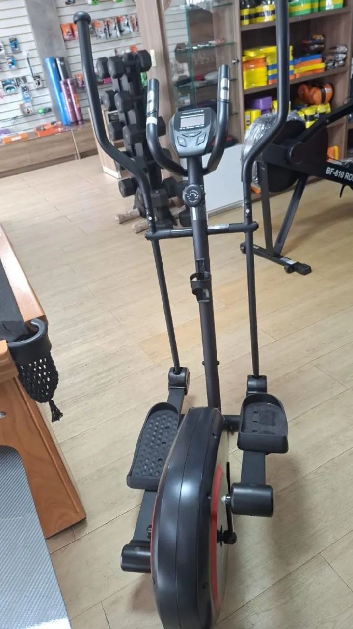  Academia elíptico novo - Foto 3