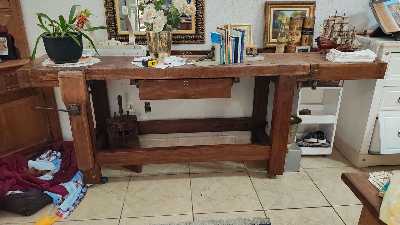 Bancada de Marceneiro com 02 morças e gaveta  - Foto 2