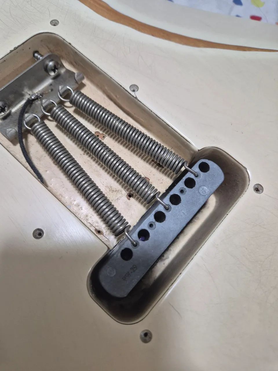 Guitarra Fender Stratocaster Americana URGENTE Standard  - Foto 6