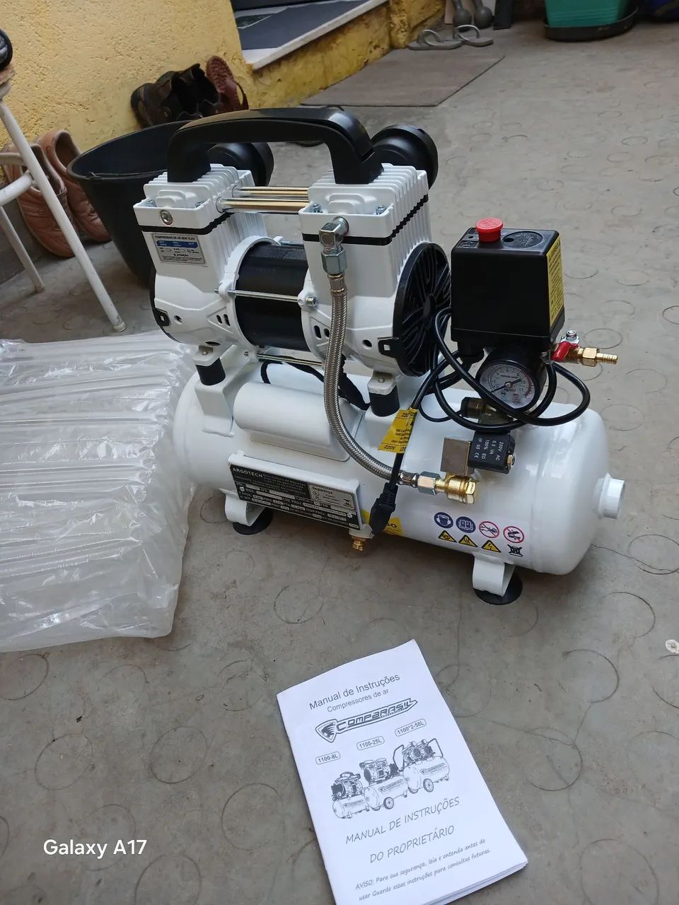 Compressor de ar 8l 220v - Foto 2