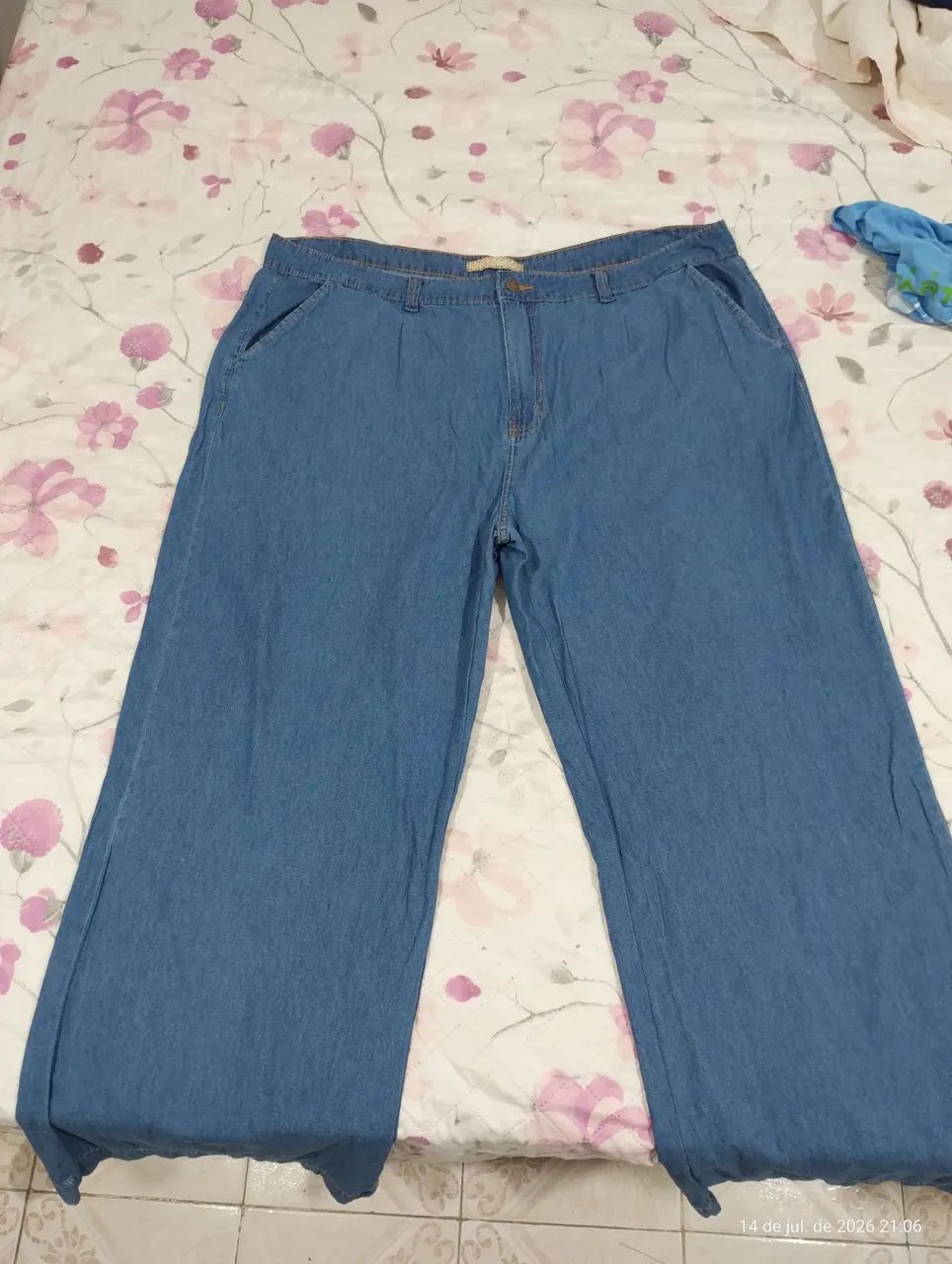 Calças Plus Size Feminina semi nova