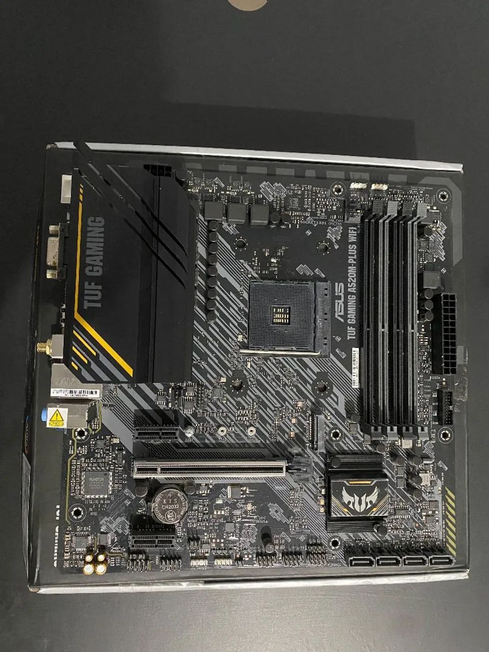 Placa mãe ASUS tuf gaming A520m Plus WIFI