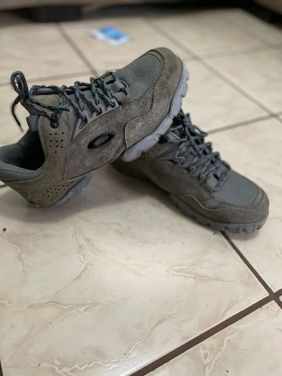 Bota Masculina Oakley Modoc Low II 40