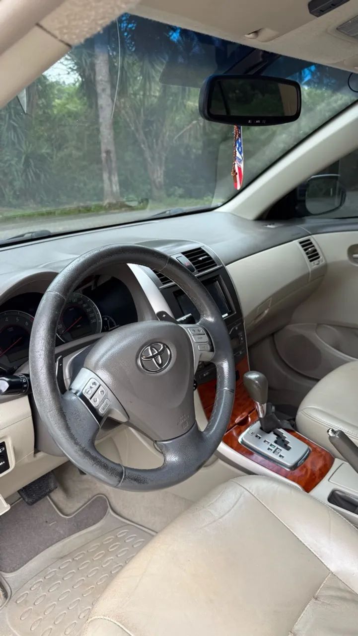 Toyota Corolla Altis 2.0 Flex 16V Aut. 2011 - Foto 5