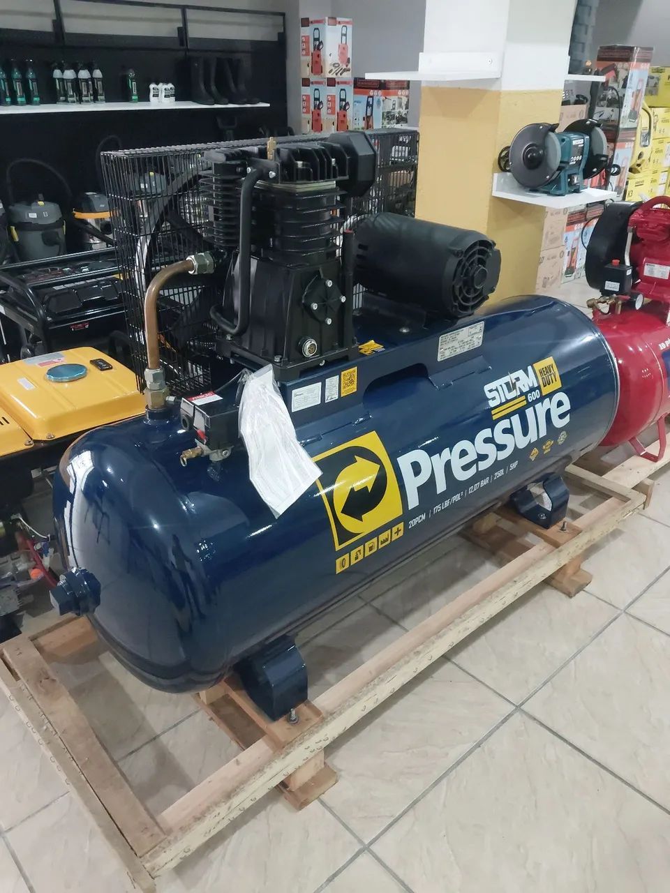 Compressor de ar 250L 175Lbs 5cv Trifásico Pressure (Loja/Novo) - Foto 2