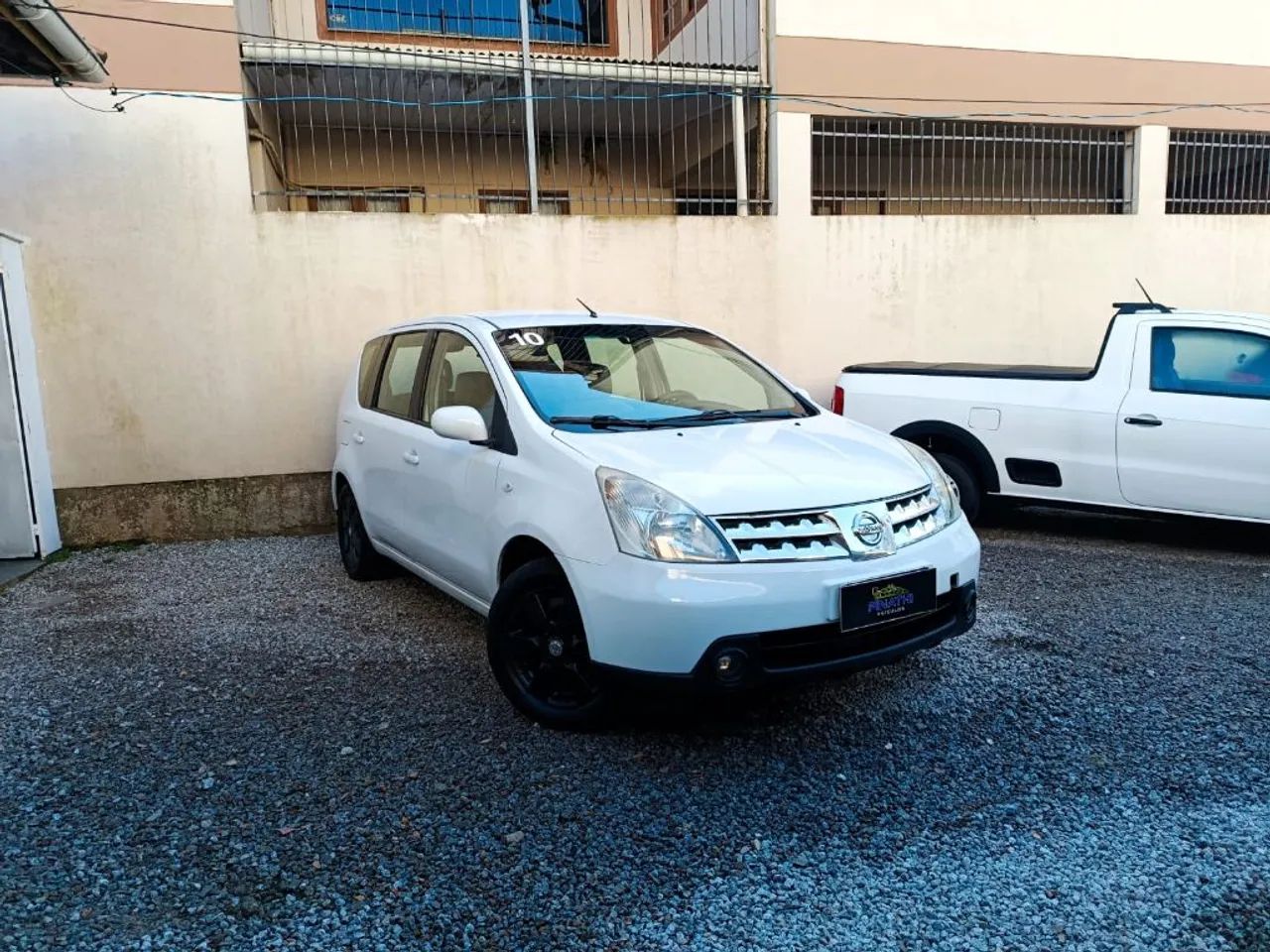Nissan Livina LIVINA SL 1.6 16V Flex Fuel 5p 2010