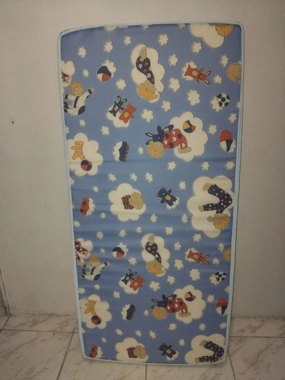 Vendo colchão para berço 