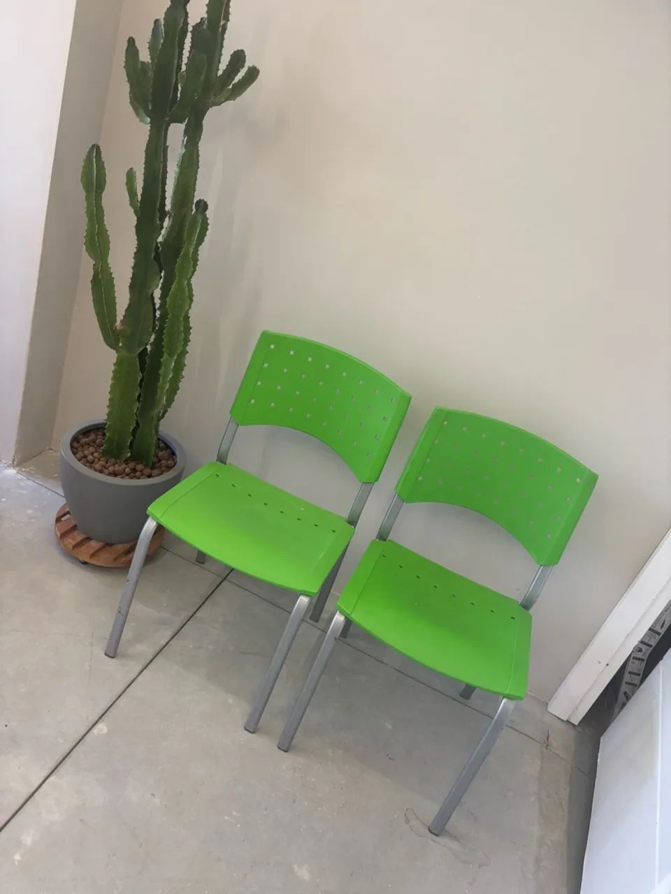 Cadeias de escritório - verde 