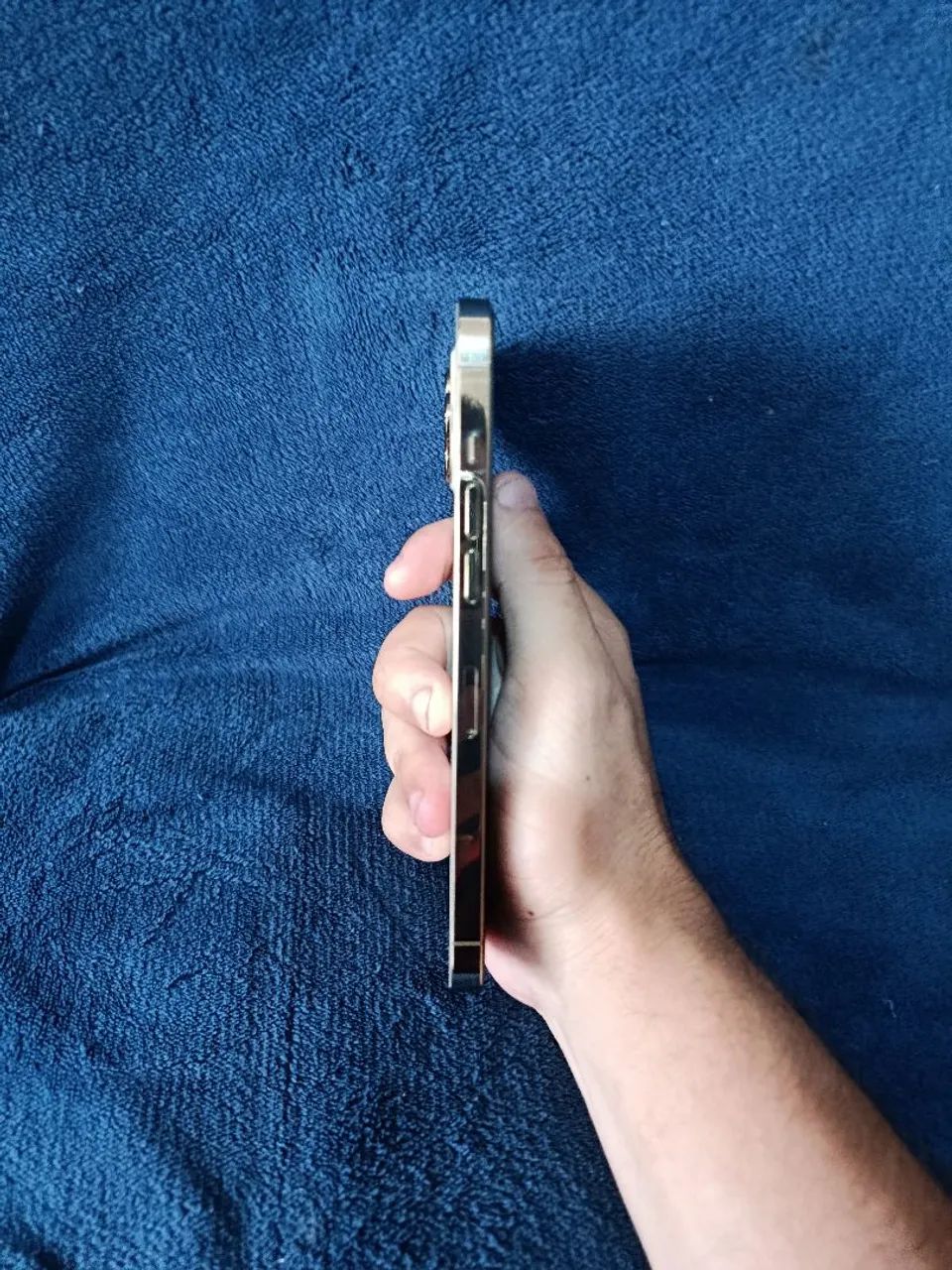 IPHONE 12 PRO MAX VERSAO E-SIM AMERICANO - Celulares e Smartphones