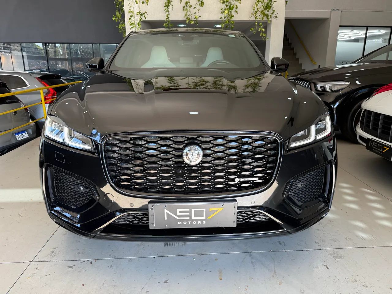 Jaguar F-Pace 2.0 R-dynamic SE 404cv (hibrido) 2024