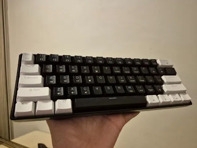 teclado mecânico 60% switch blue + 30 switch brown - Foto 2