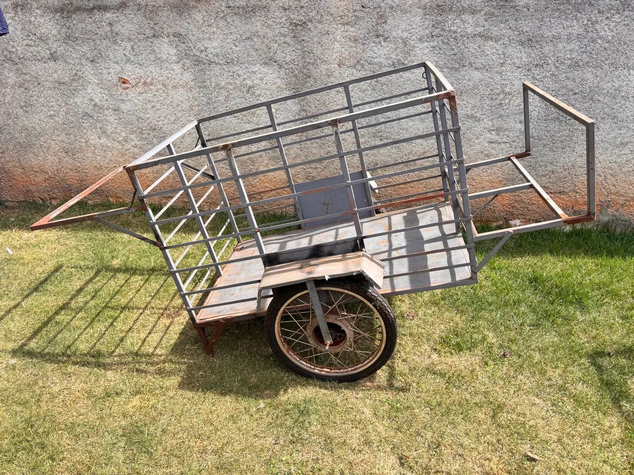 Carrinho de reciclagem ou crediarista 