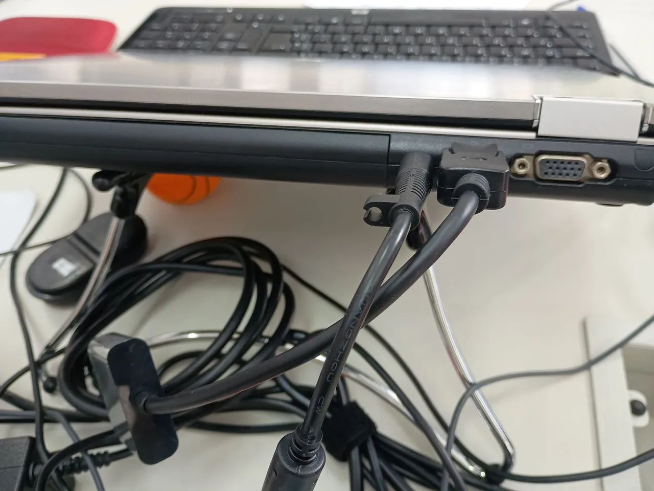 Notebook HP Elite 8440 p  - Foto 3