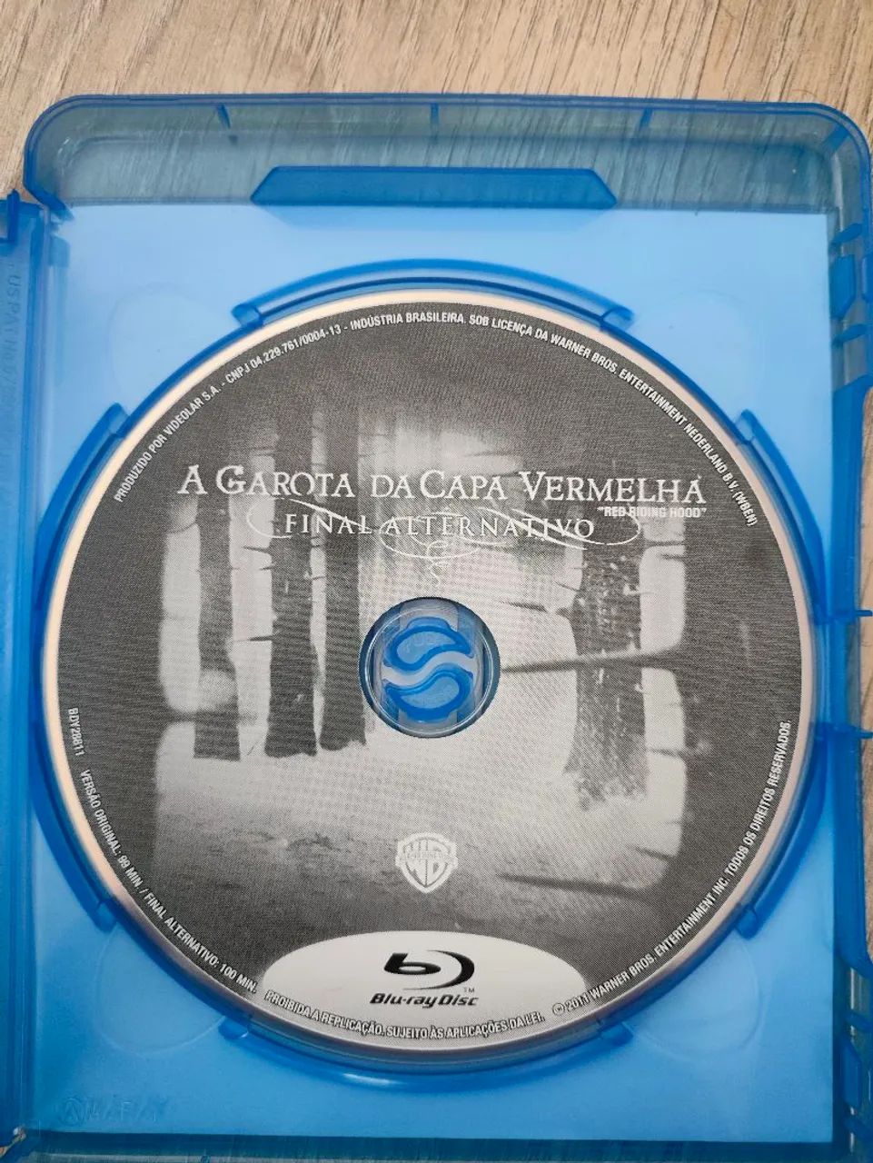 Blu Ray A Garota da Capa Vermelha  - Foto 2