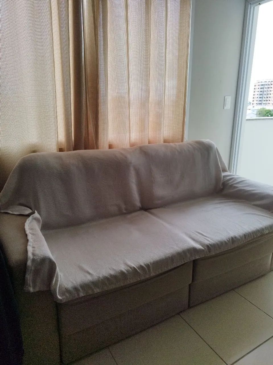 Sofá 3 lugares - Foto 3