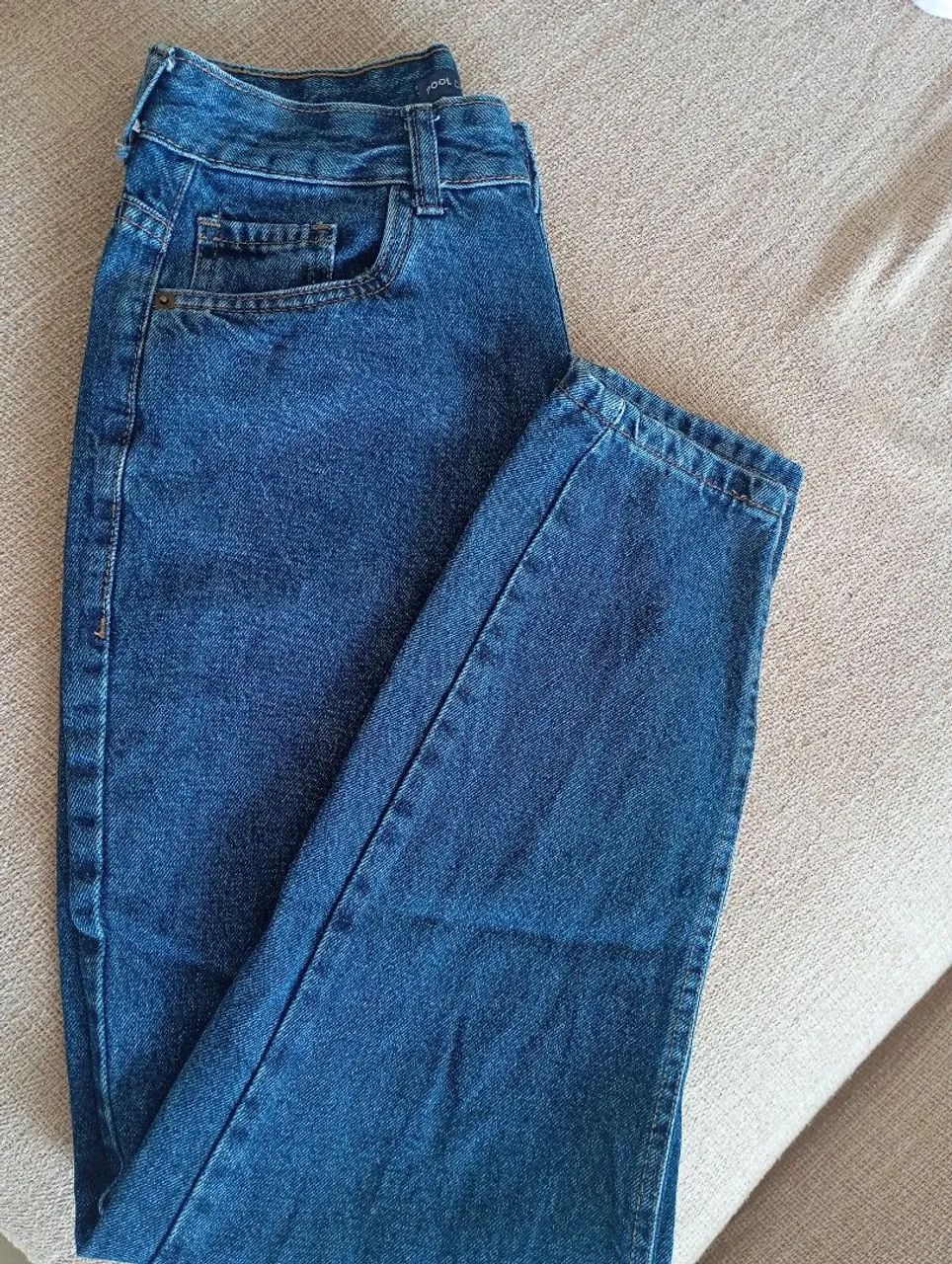 Calça Mom Semi Nova  - Foto 2