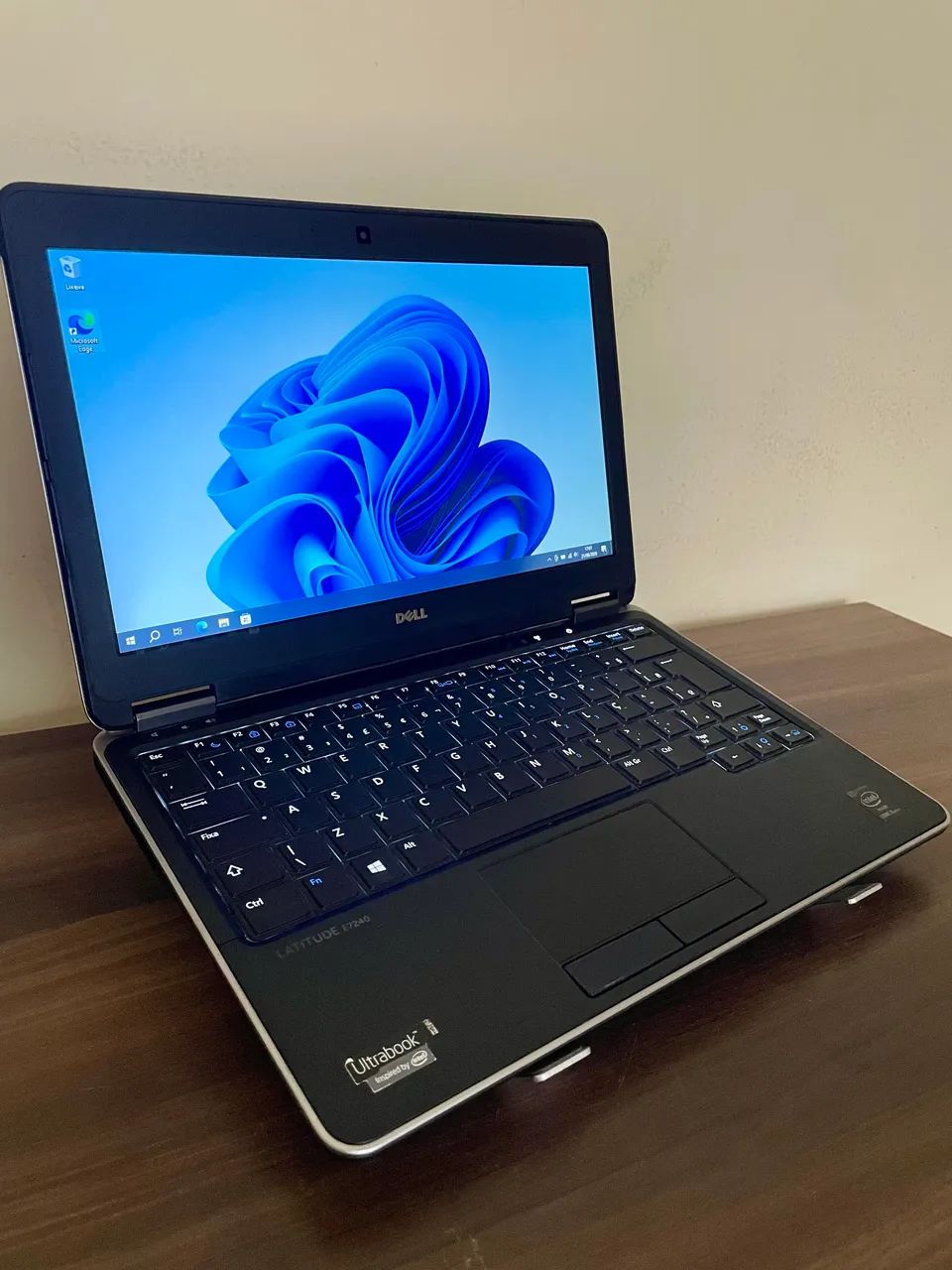 Notebook Dell i5 8GB de RAM + SSD - Foto 3