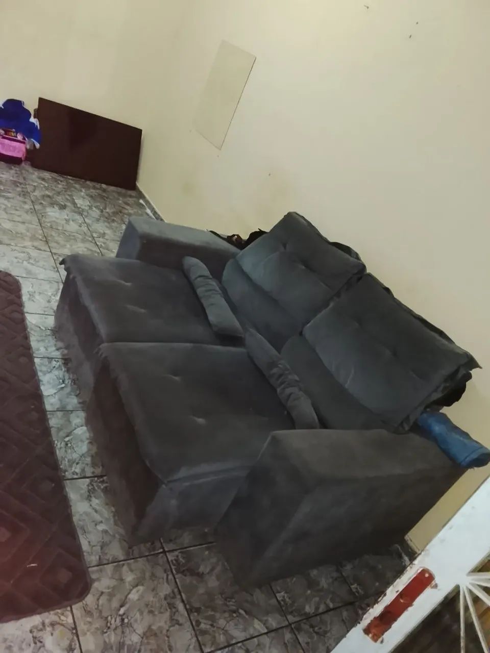 VENDO sofá , pouco tempo de uso . - Foto 3