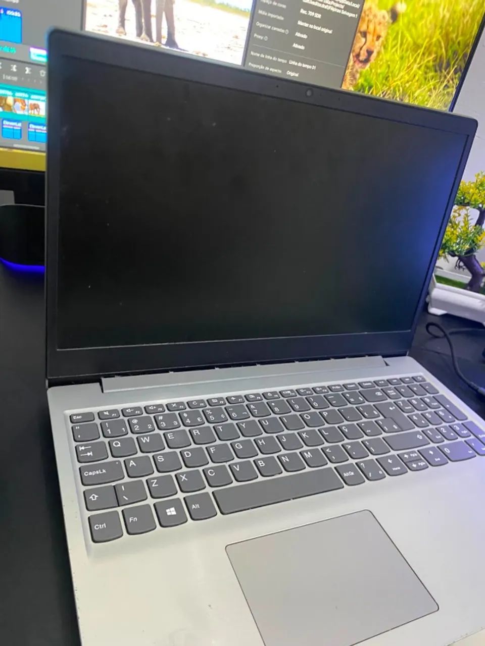 Notebook Lenovo Ryzen 3 12GB RAM SSD 128GB - Foto 2