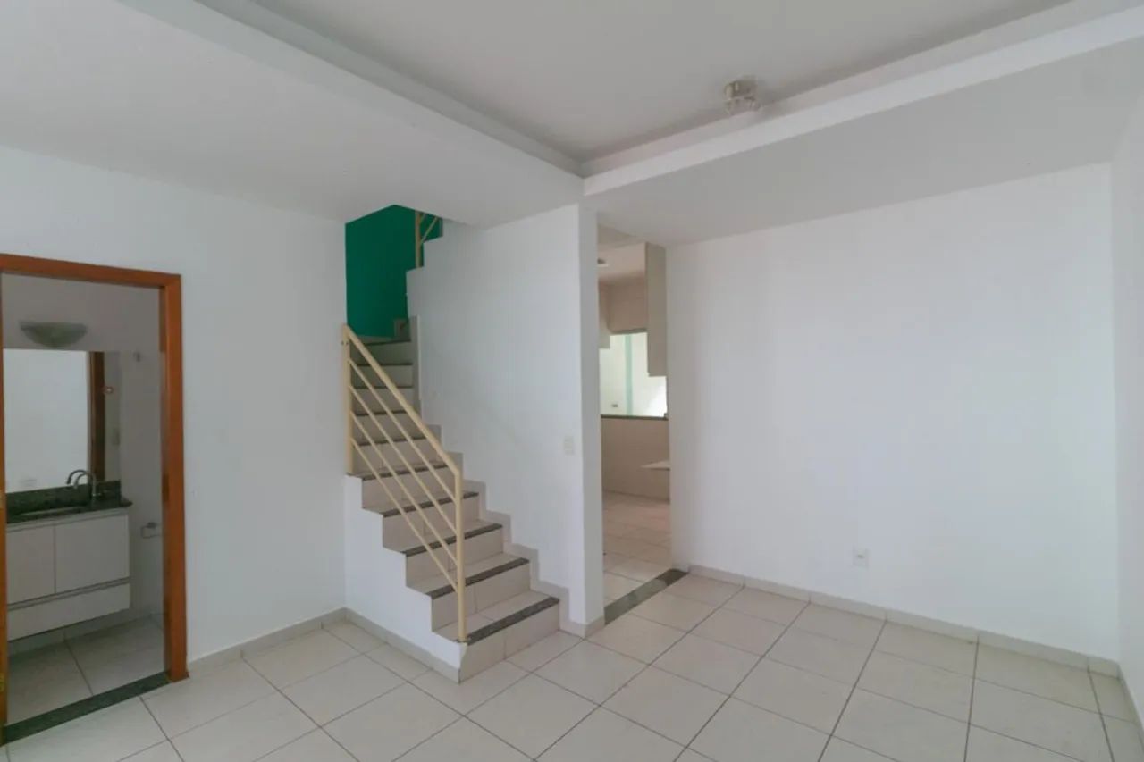 Casa à Venda - Ouro Preto, 2 Quartos, 120 m2 - Foto 2