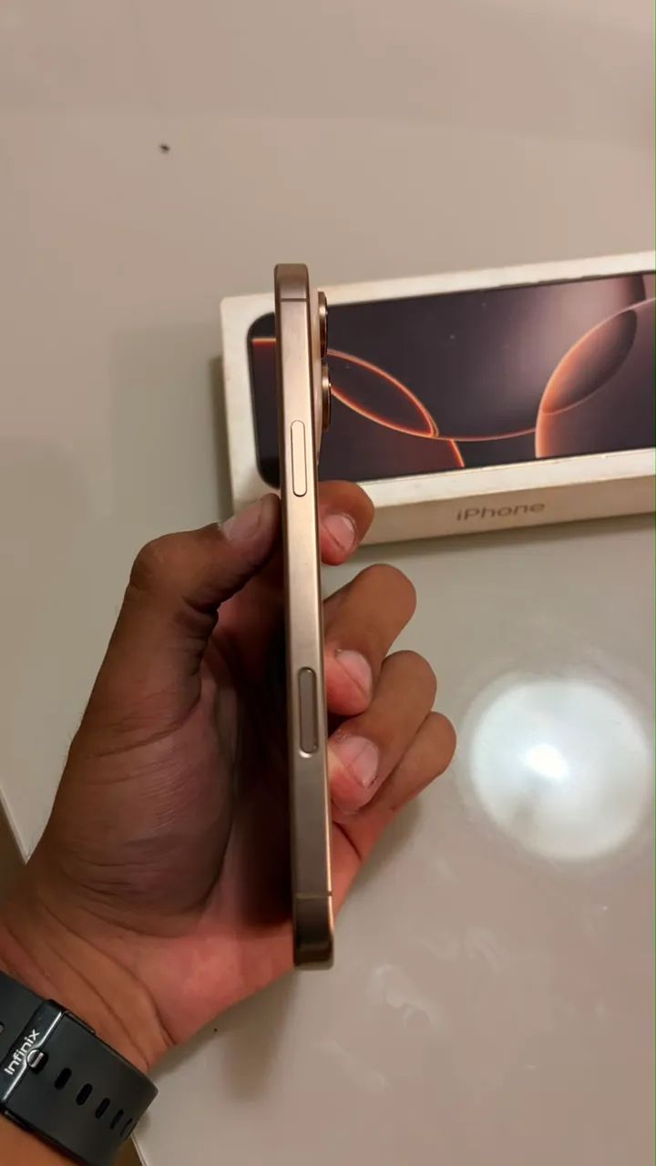 IPHONE 16 PRO MAX - Foto 4
