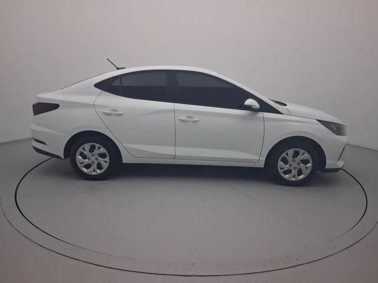Hyundai HB20S Comfort Plus 1.0 TB Flex 12V Mec., foto 6 de 18