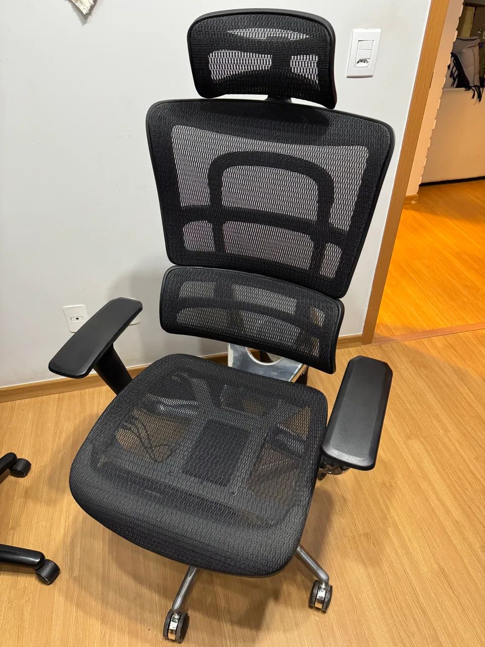 Cadeira de Escritório Ergonômica  - Foto 3