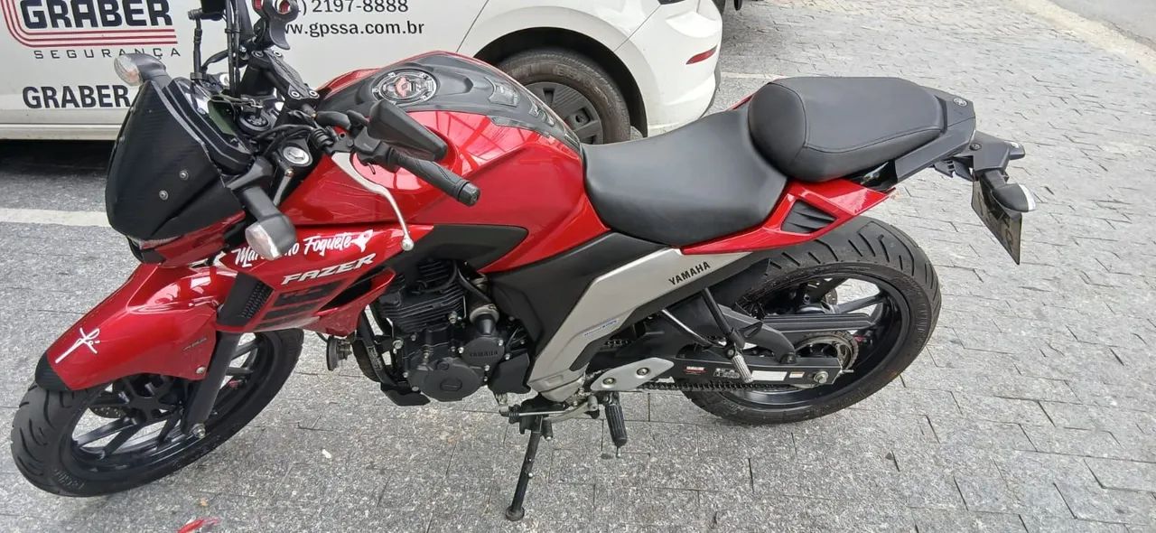 Fz25 em ótimo estado. 
