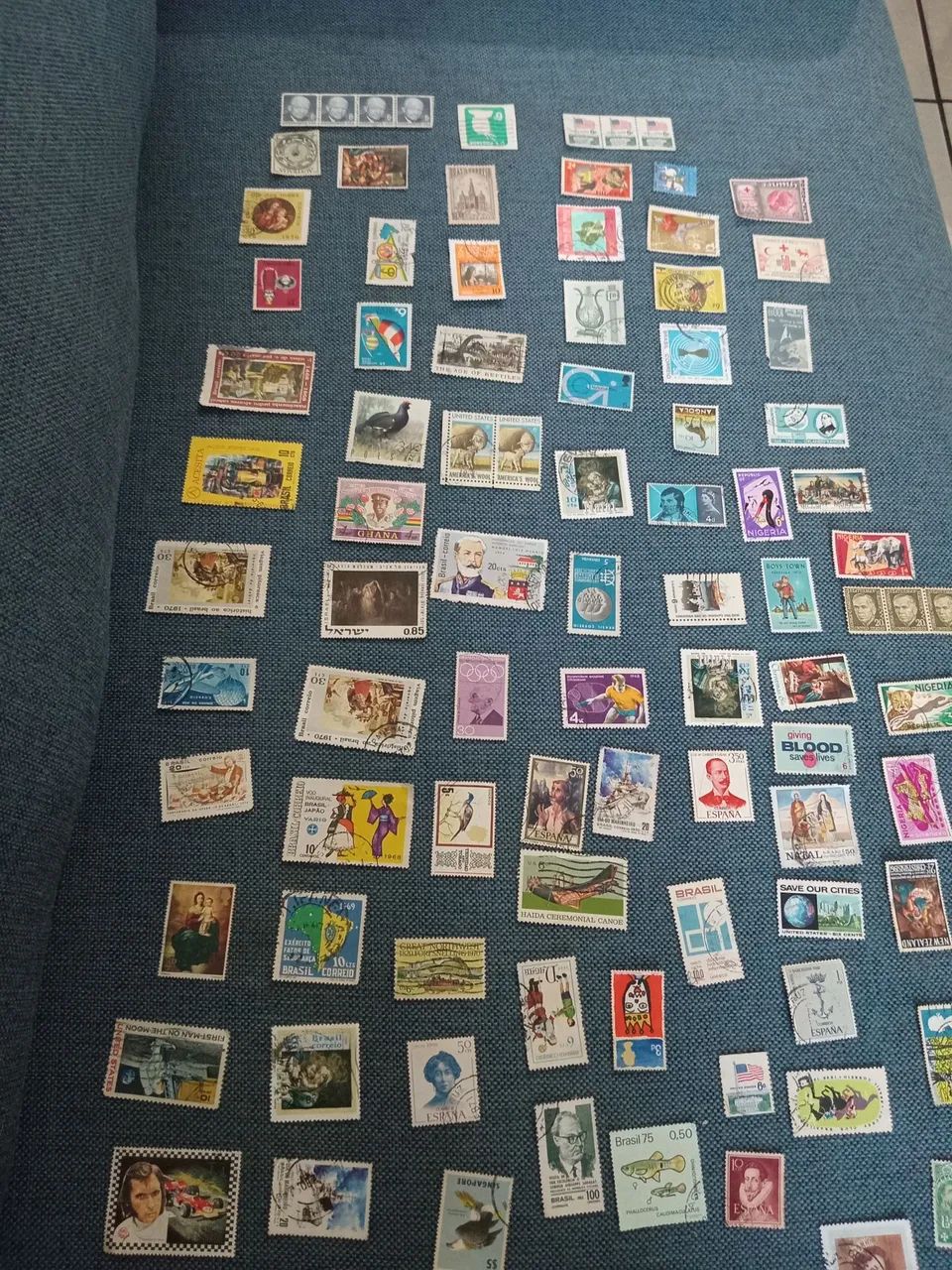 Coleção de selos variados anos 70/80, EUA, Canadá, Brasil, Espanha, Nigéria...  - Foto 2