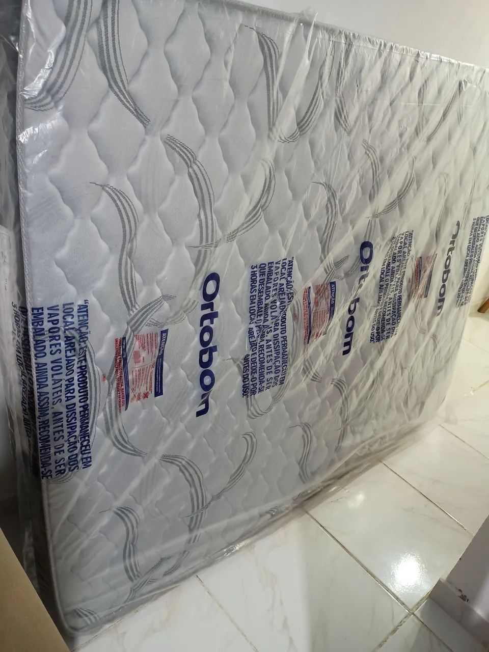 Colchão casal Ortobom d28 espuma selada