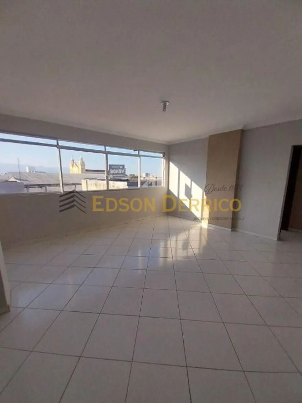 Apartamento com 2 Quartos à Venda, Centro - Pindamonhangaba - Foto 2