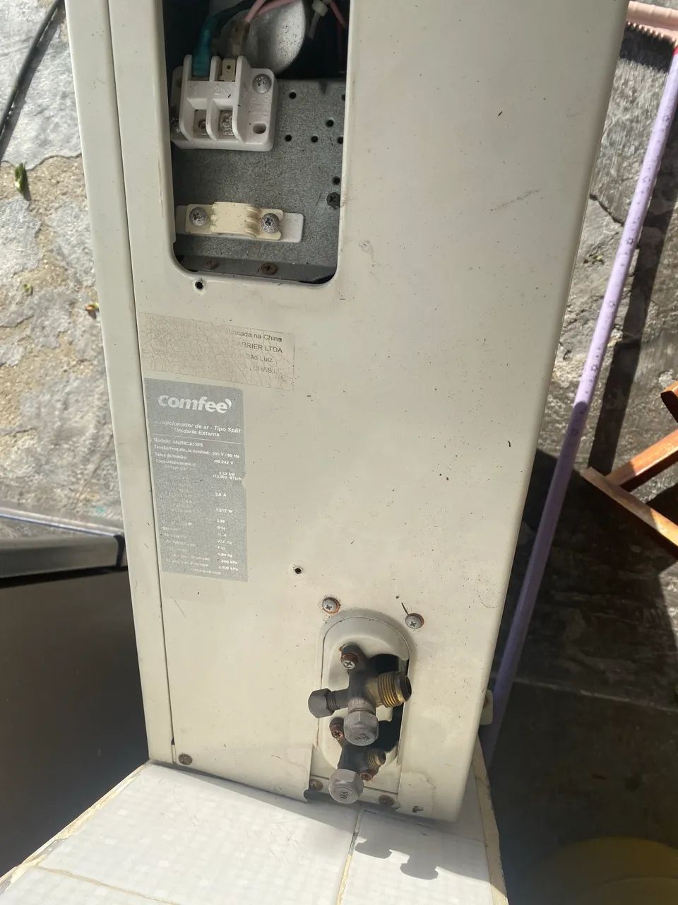 CONDICIONADOR DE AR COMFEE 9.000 BTUs FUNCIONANDO  - Foto 4
