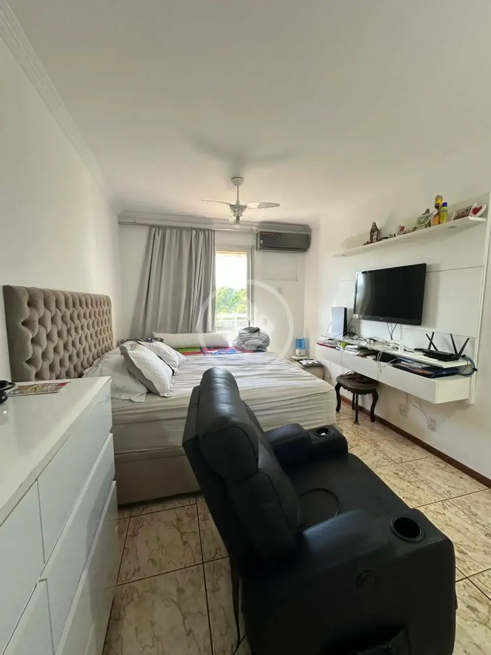 #Vende-se amplo apartamento no Bairro Goiabeiras, Edifício Barcelona, com 04 quartos sendo - Foto 3