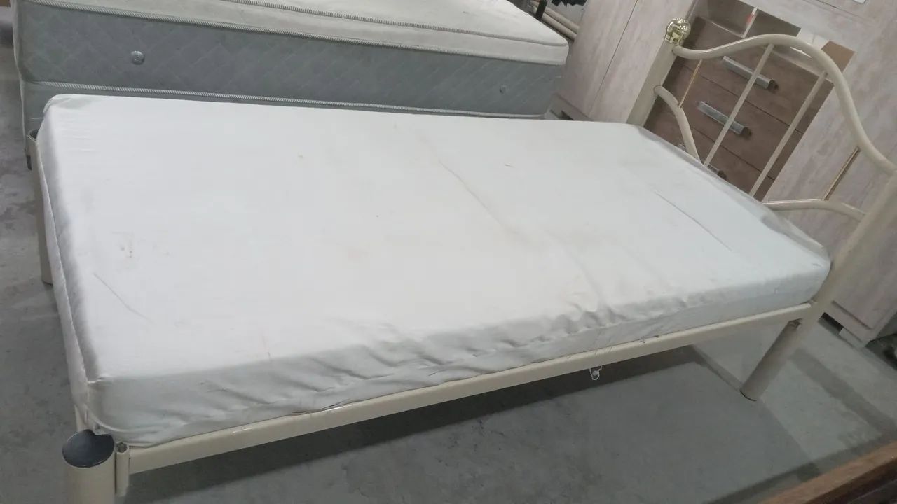 Cama usada(OBS:Leia a descrição) - Foto 2