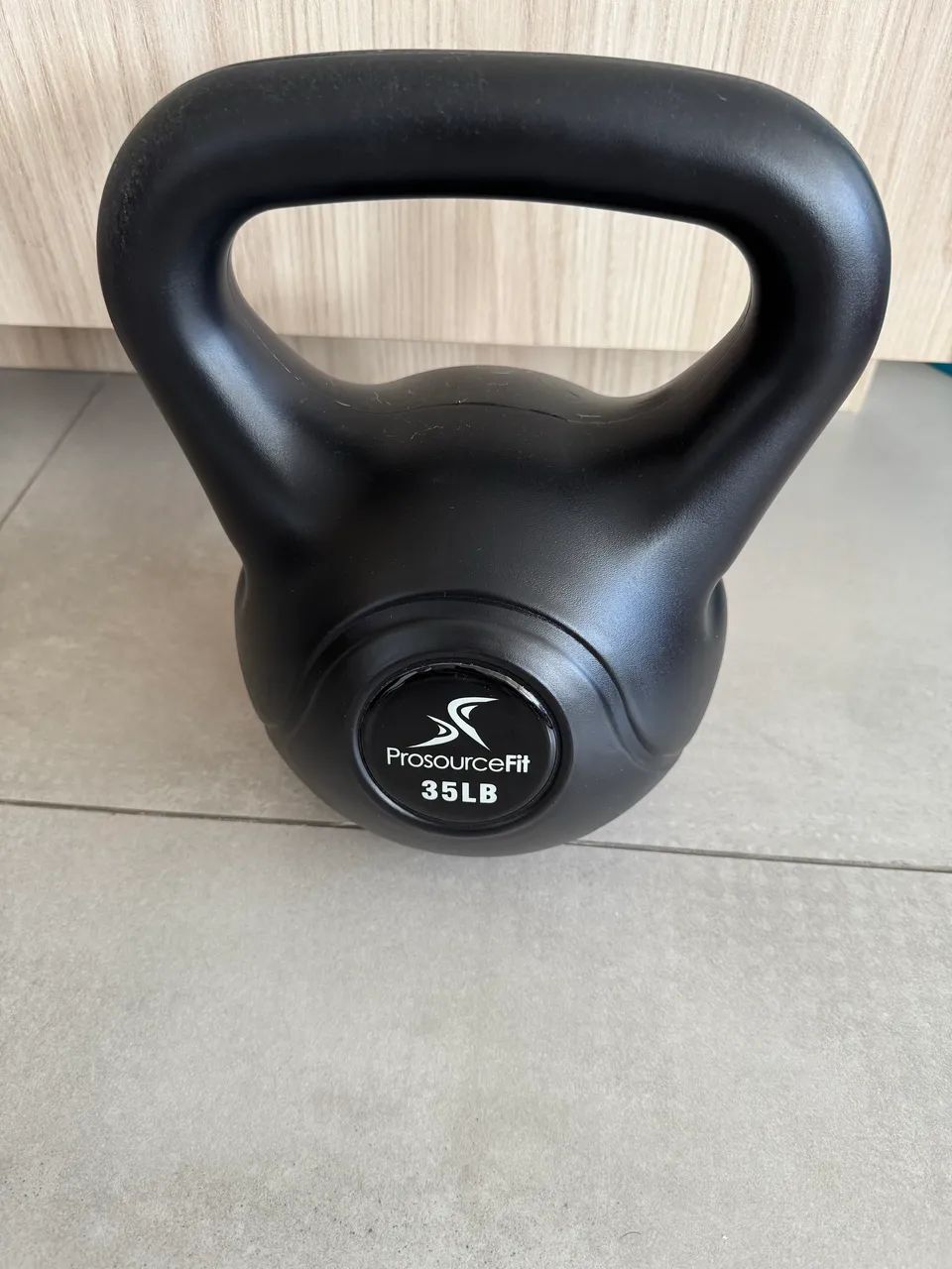 Vendo ProsourceFit Kettlebell 16kg/35lb. 