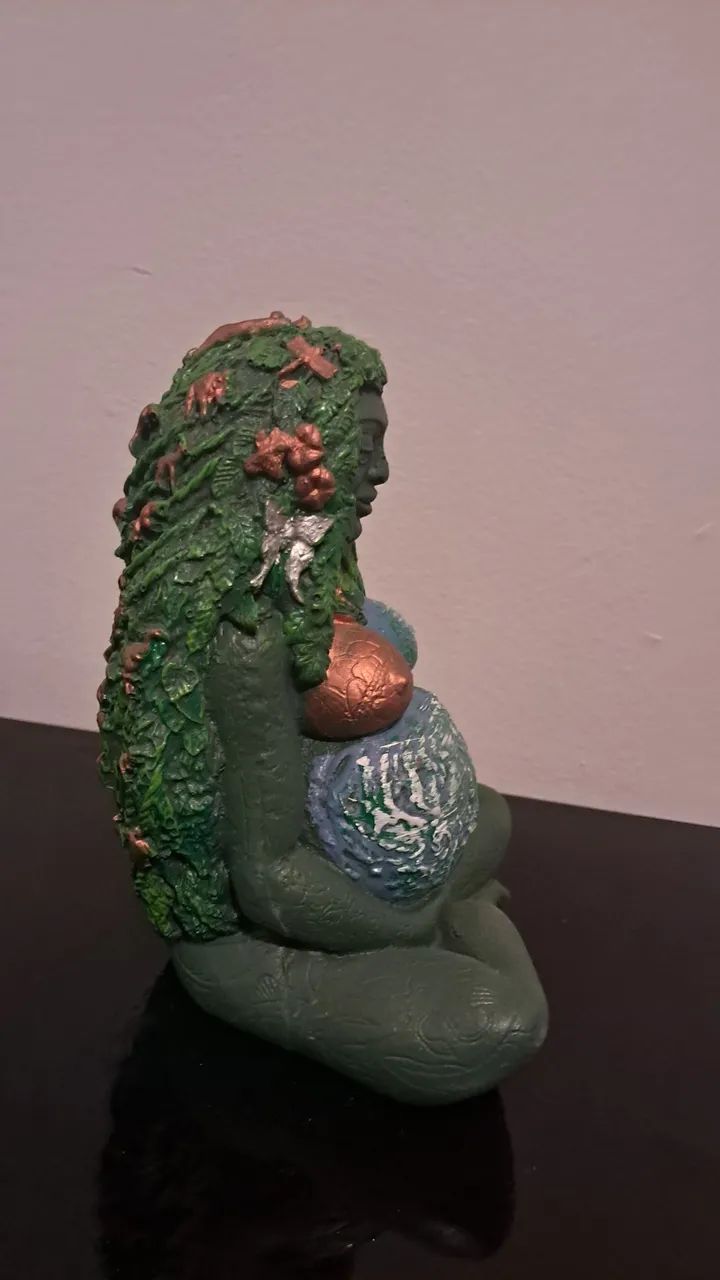 Estátua Gaia - Foto 4