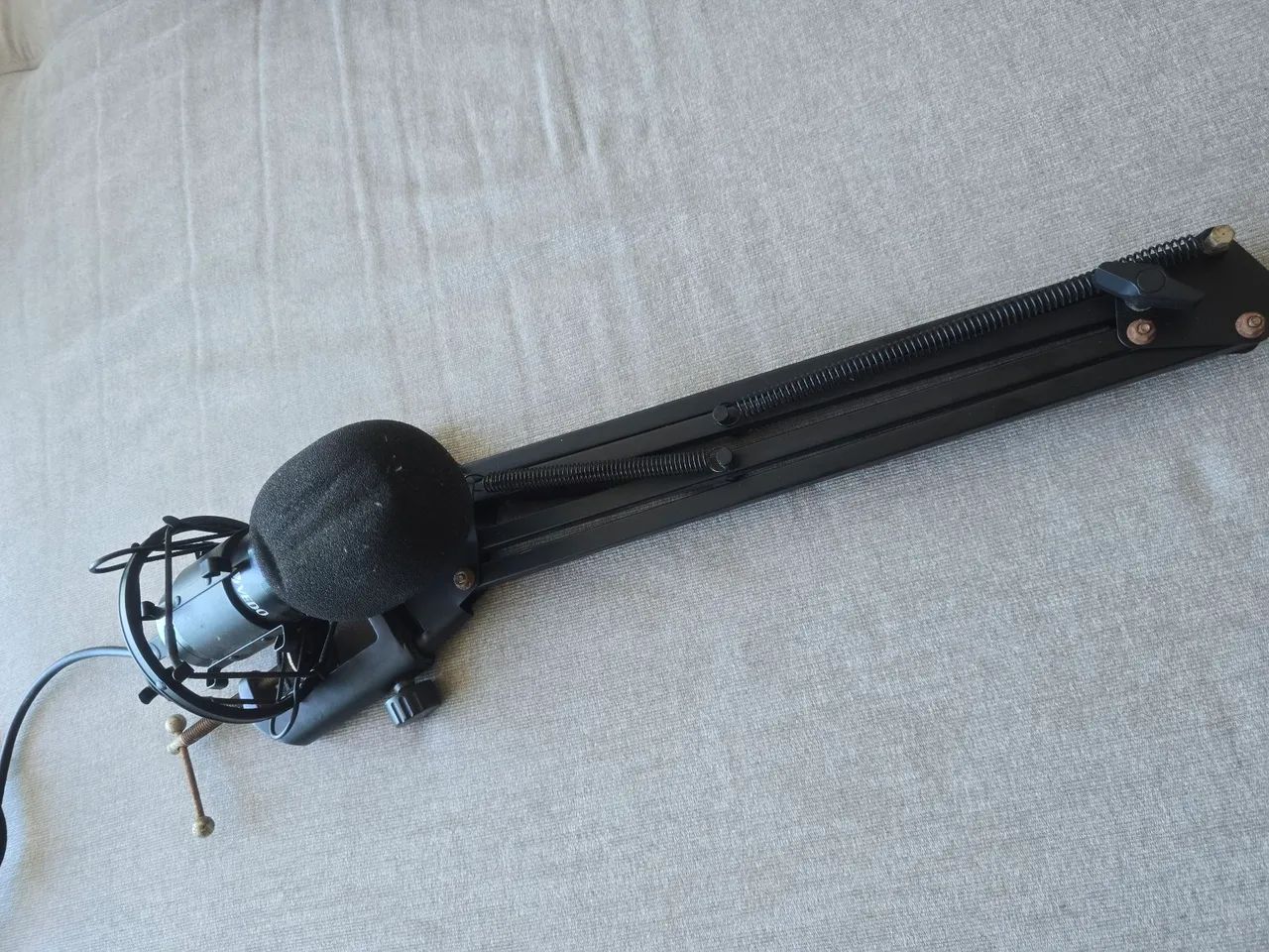 Microfone Vedo com suporte